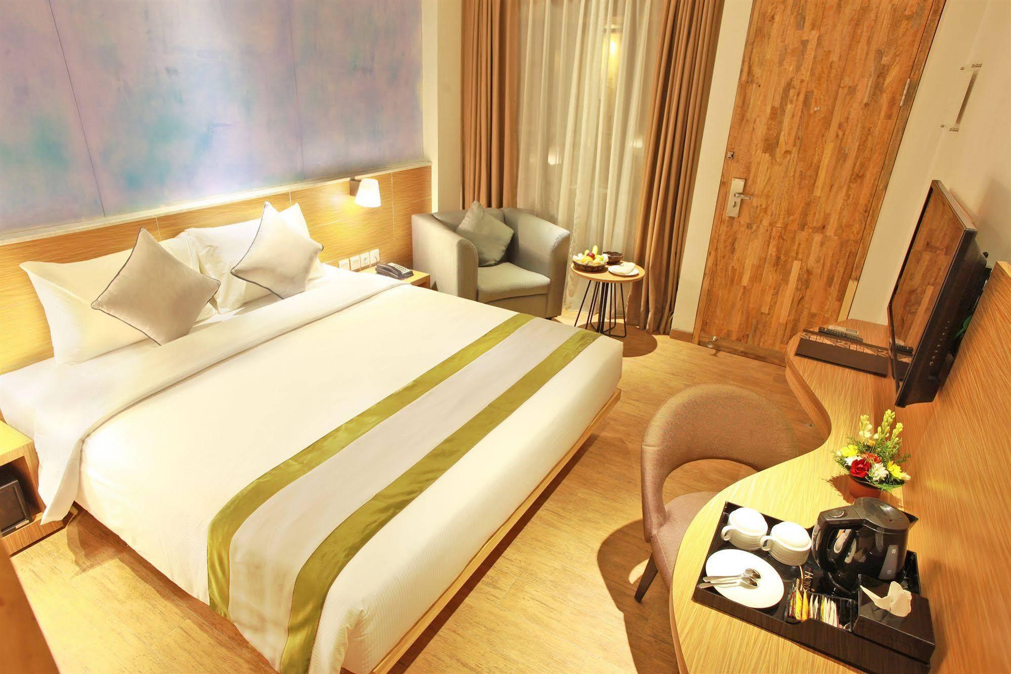 Liberta Hotel Jimbaran Екстер'єр фото